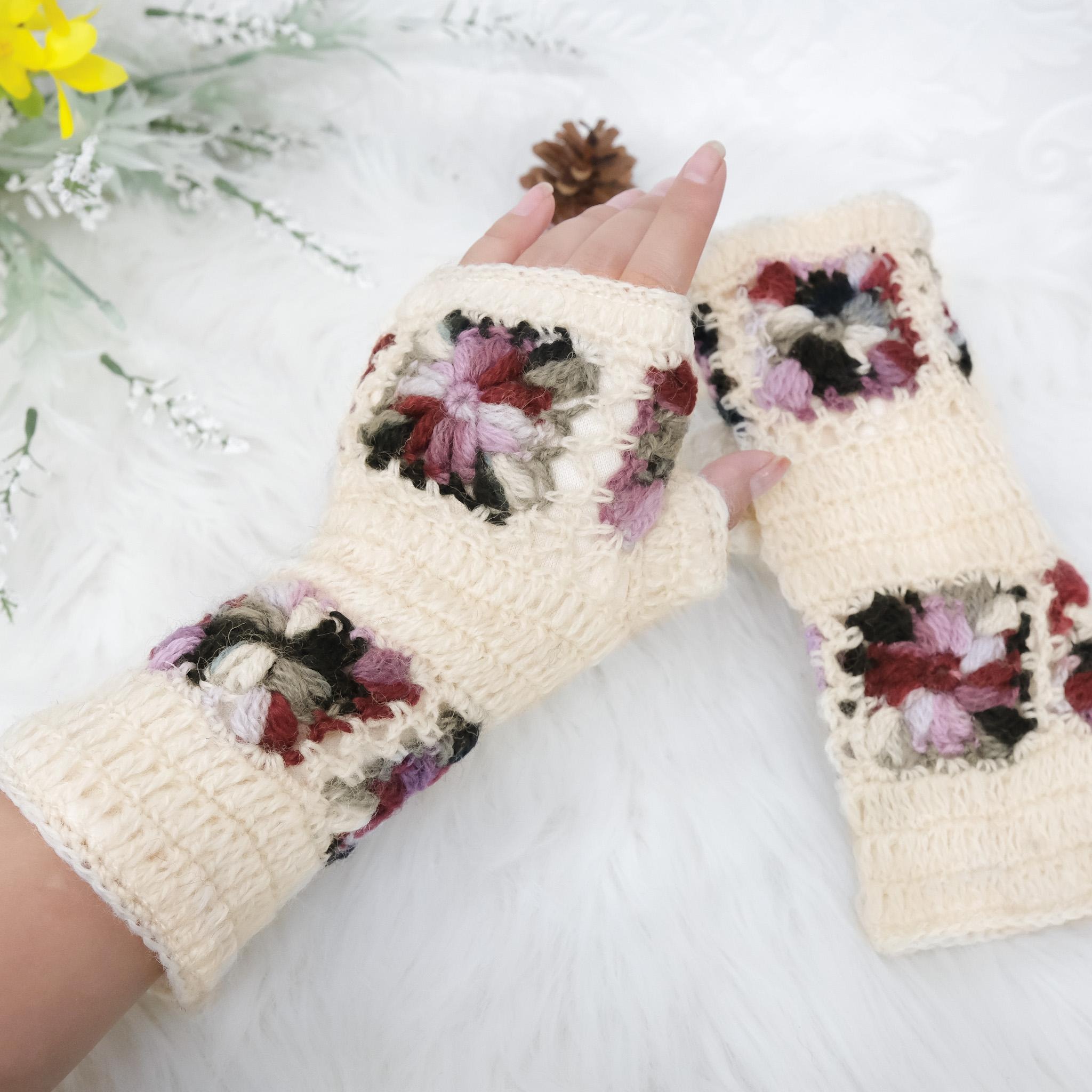 Handknit Crochet Flower Design Handwarmers/Fingerless Gloves with Fleece Lining