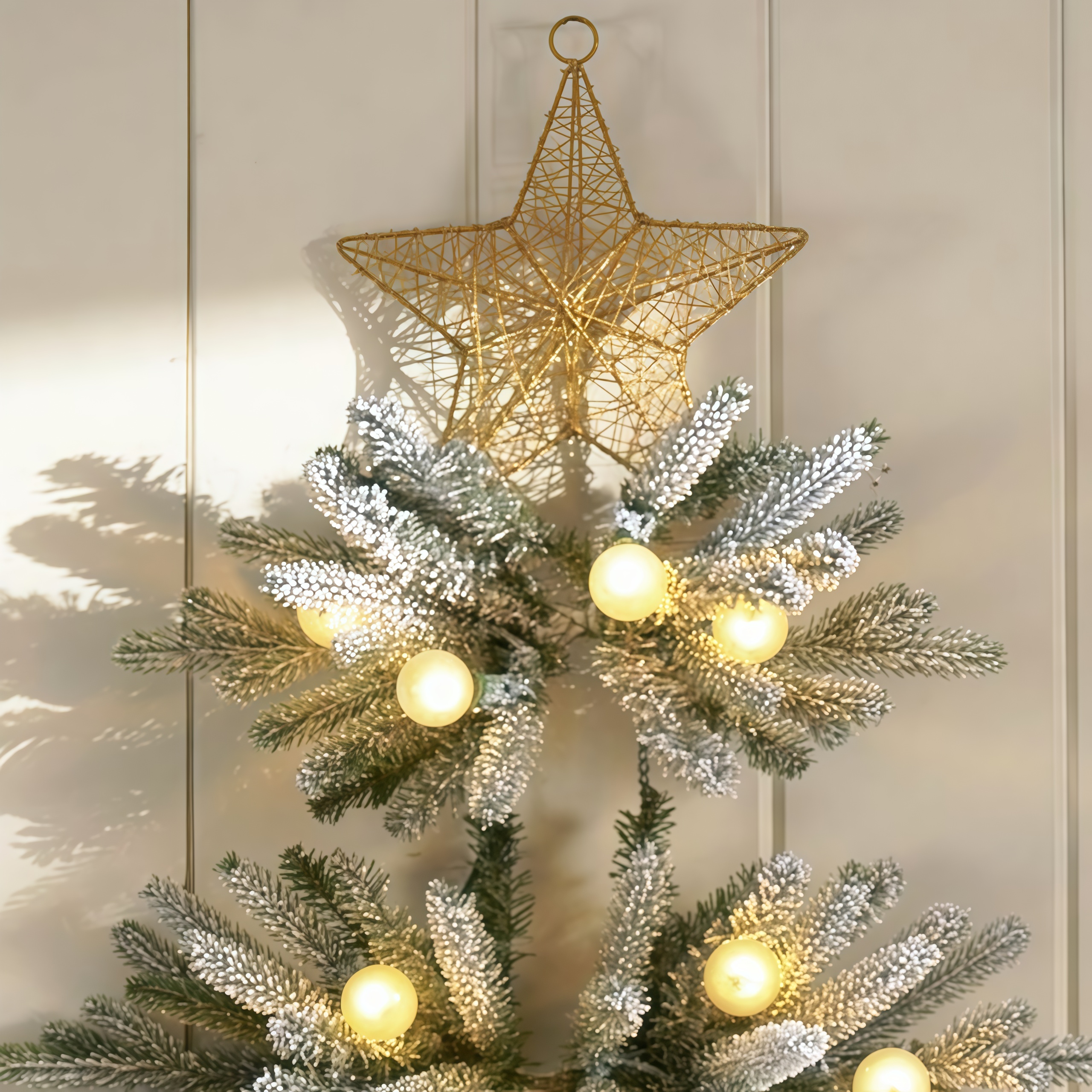 Pre-Lit Deluxe Wall Hanging Tree