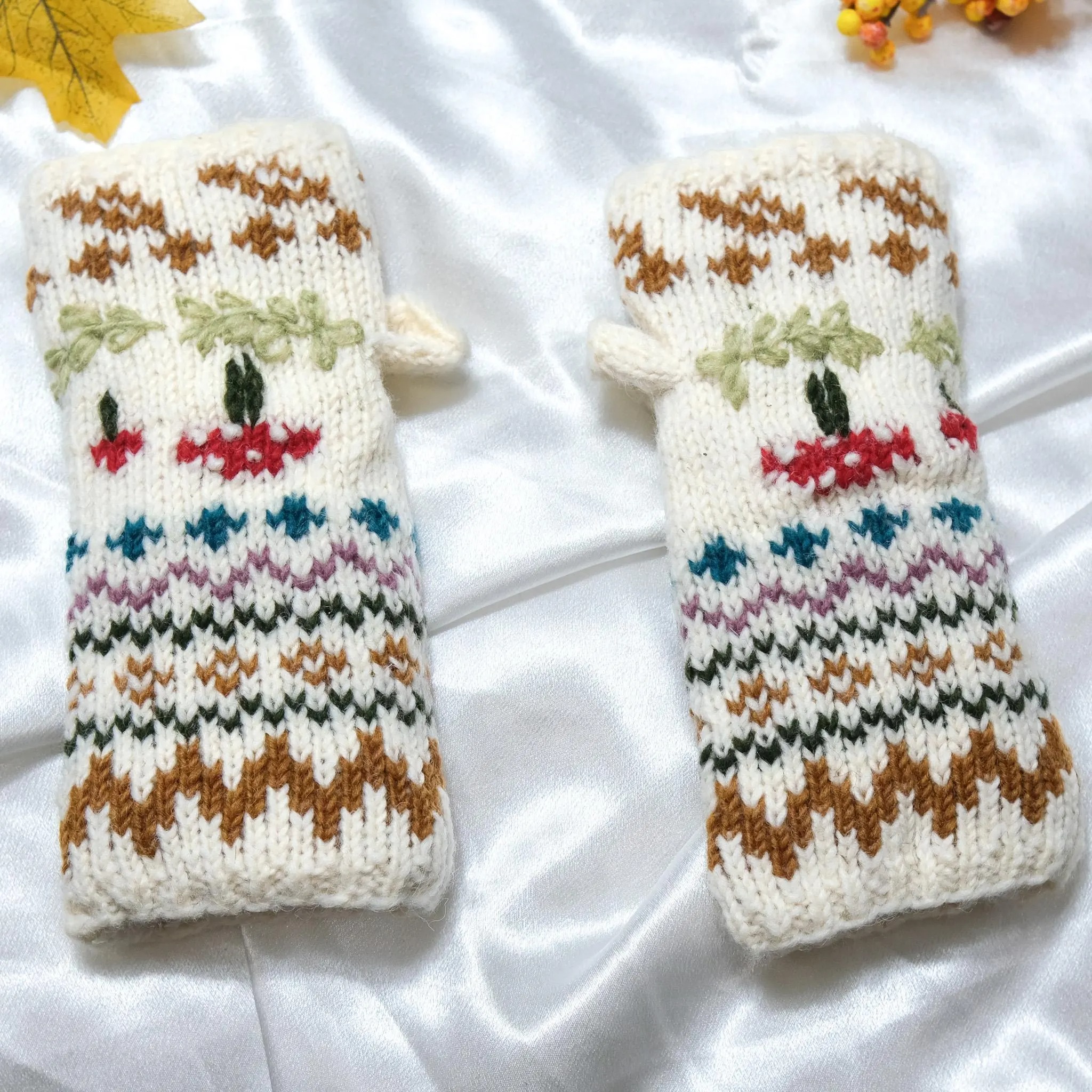 Mushroom Knitted Woolen Handwarmer with Fleece Lining