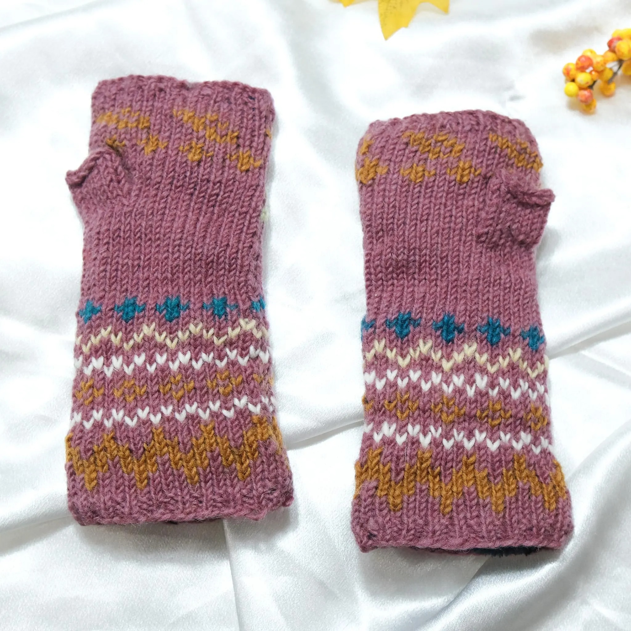 Mushroom Knitted Woolen Handwarmer with Fleece Lining