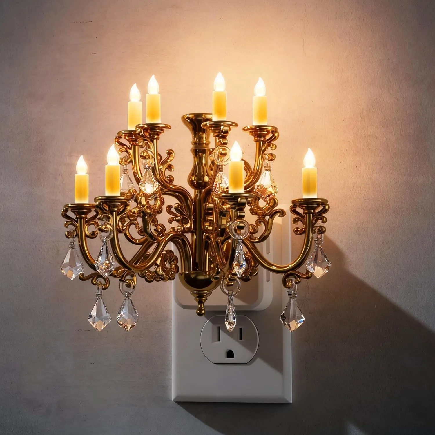 Vintage Crystal Chandelier Plug-in Night Light with Dusk-to-Dawn Light Sensor