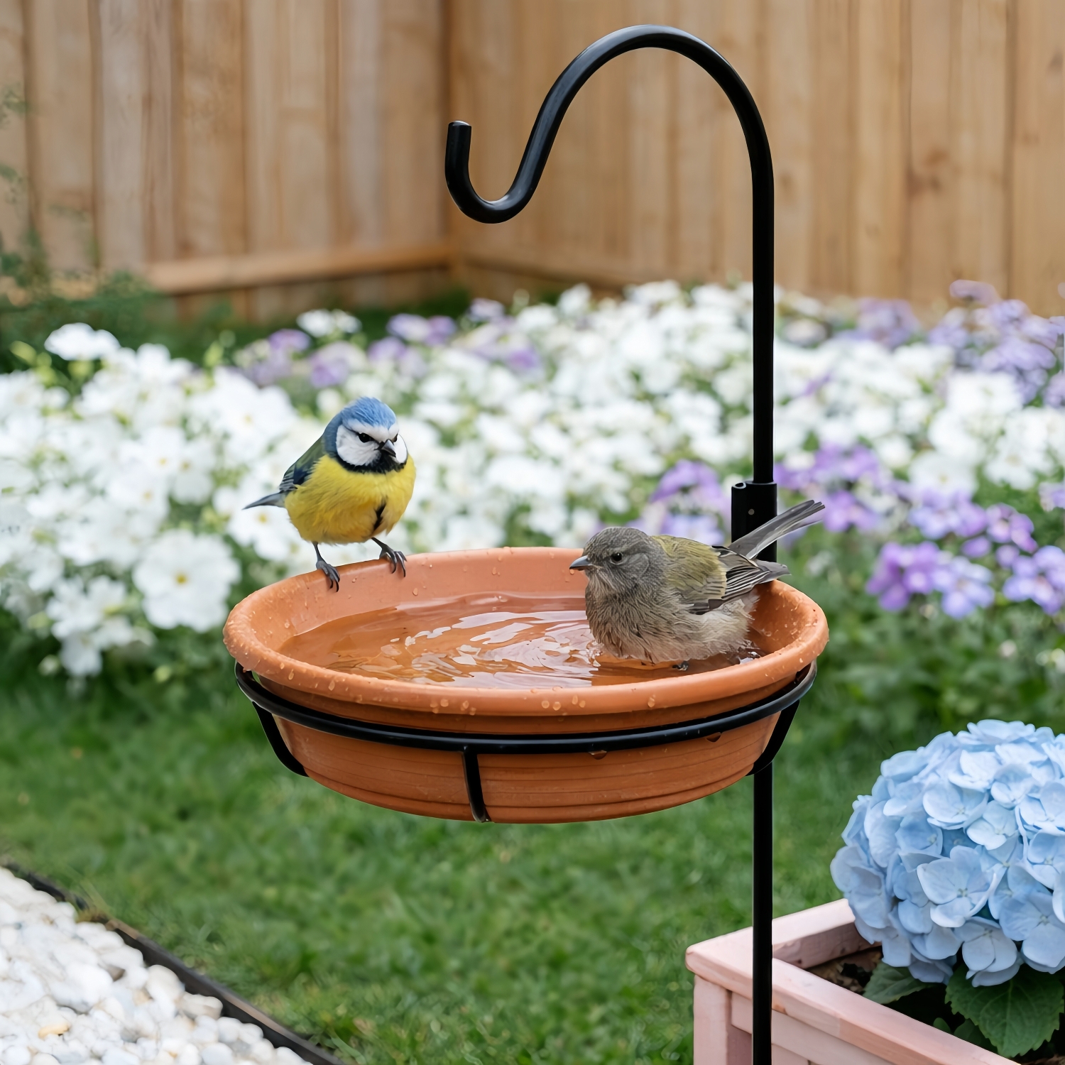 Outdoor Bird Feeding Tray with Railing