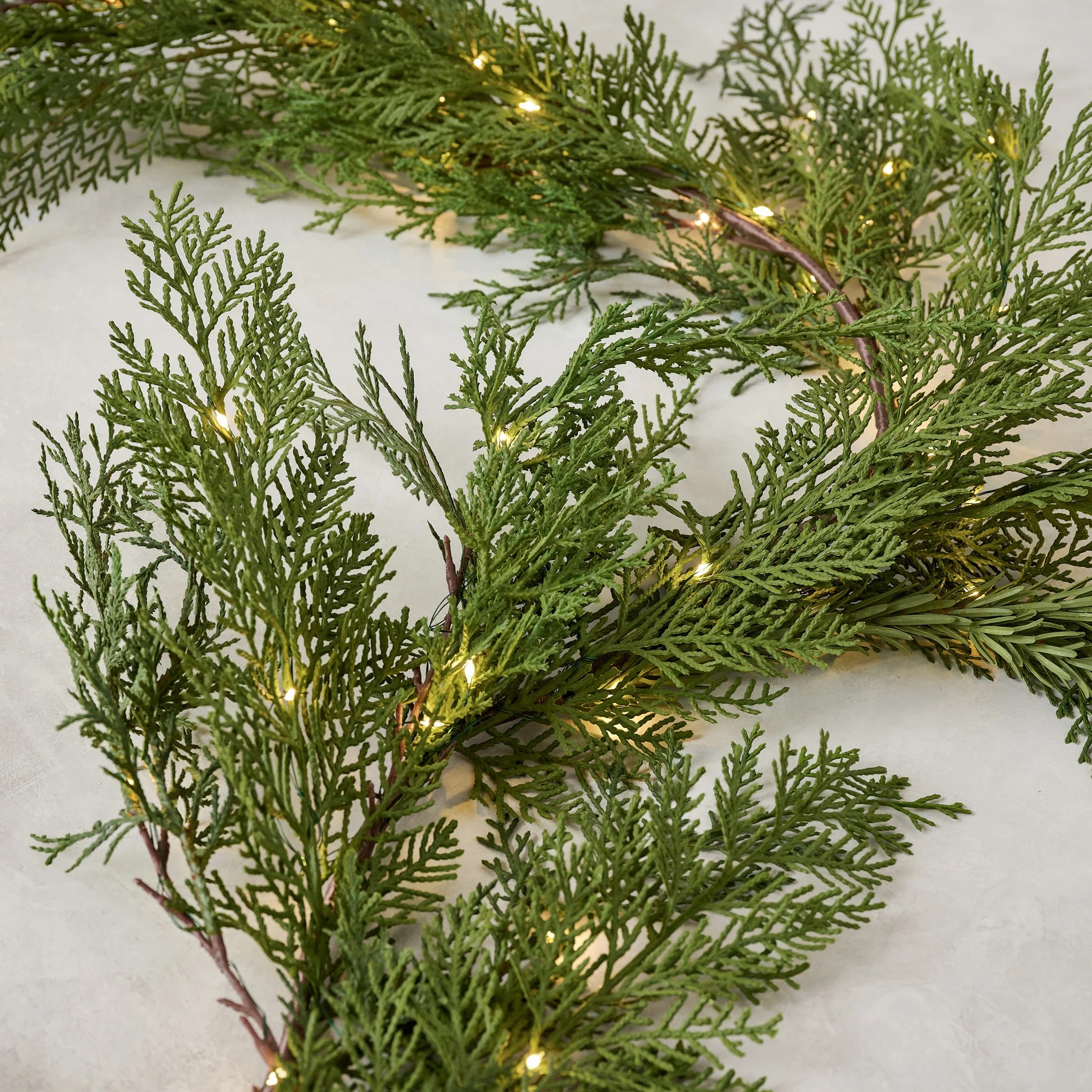 Pre-lit Garland