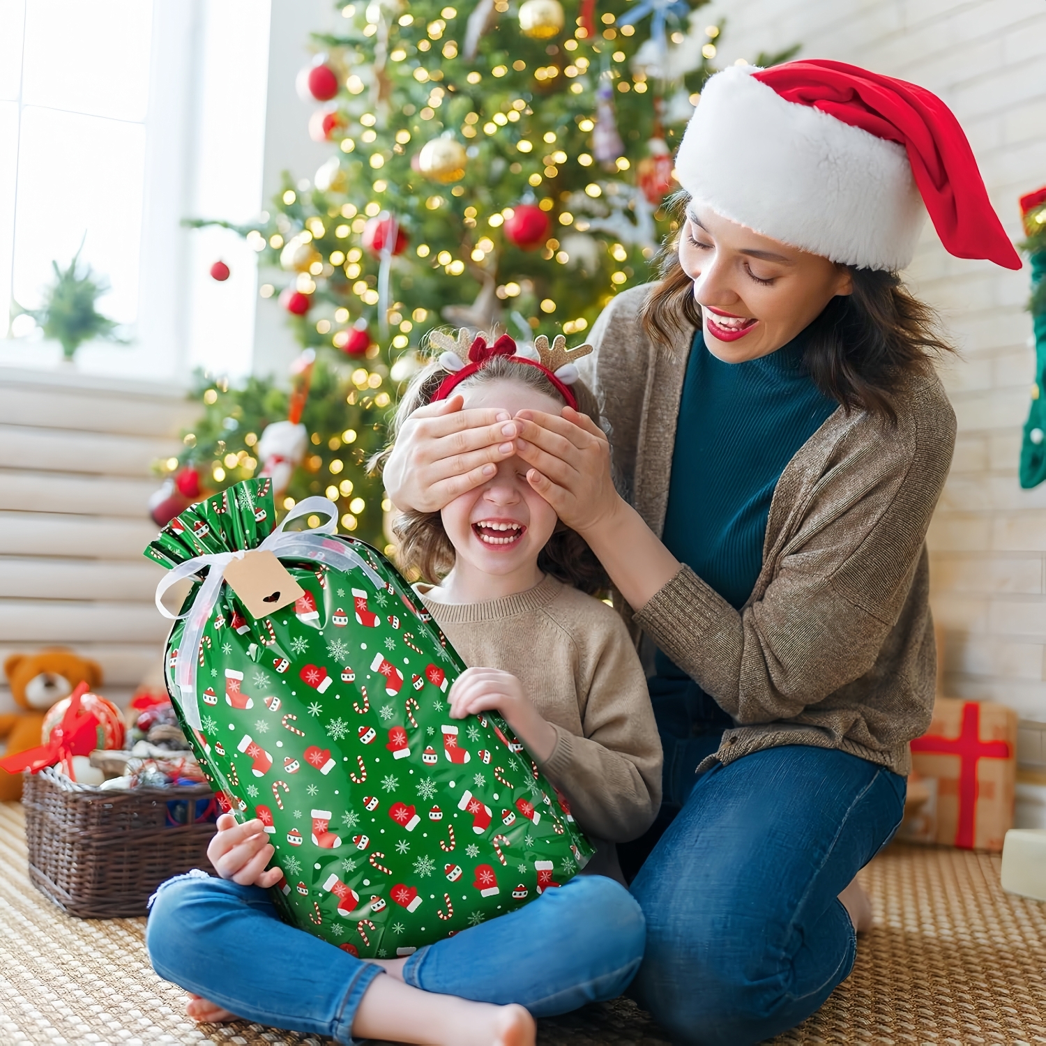 Christmas Drawstring Gift Bags (28 Pack + 30 kraft Tags)