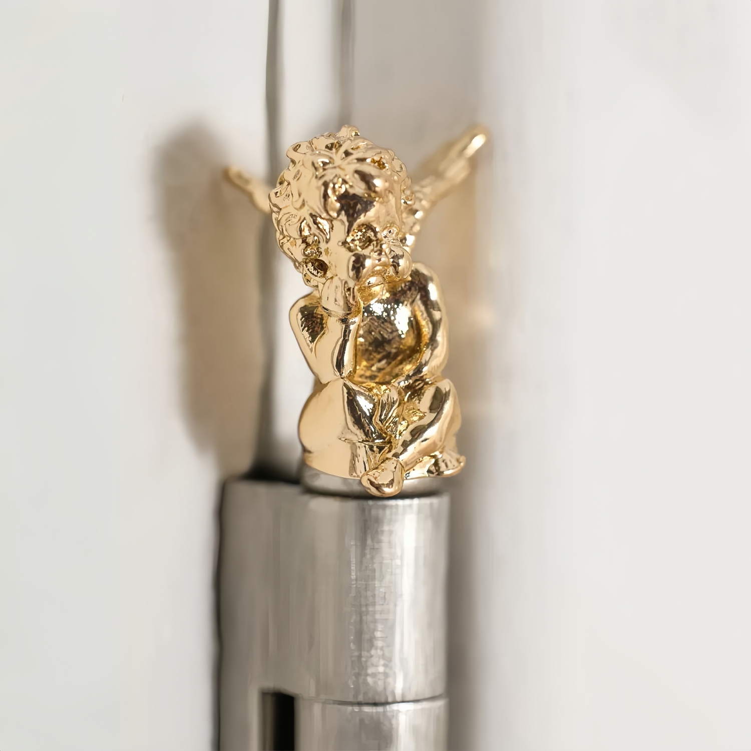 Charmed Door Head Hinge Magnet