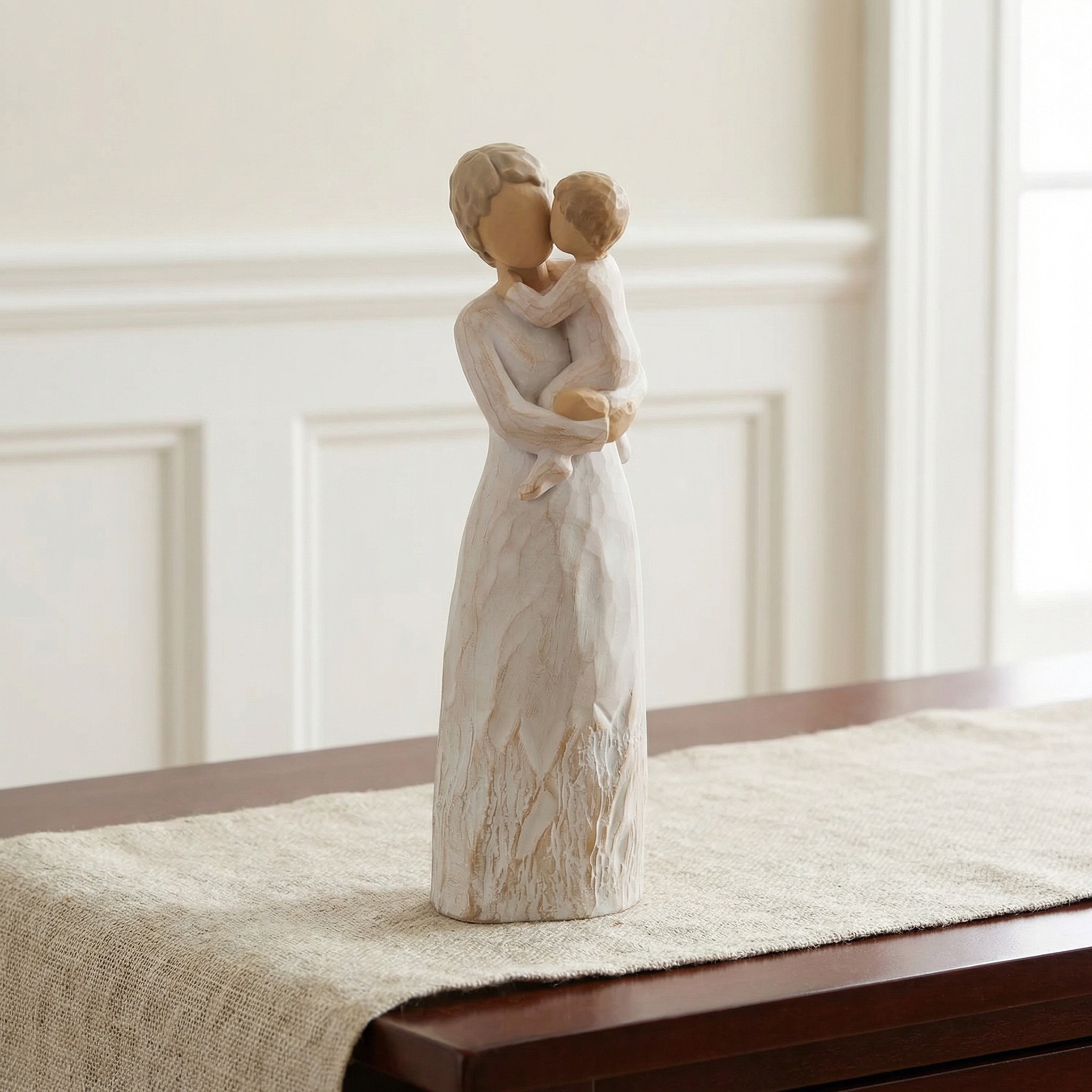 Grandma & Grandchild Figurine – First Time Grandma Gift, Hand-Painted Resin Hug & Kiss Statue