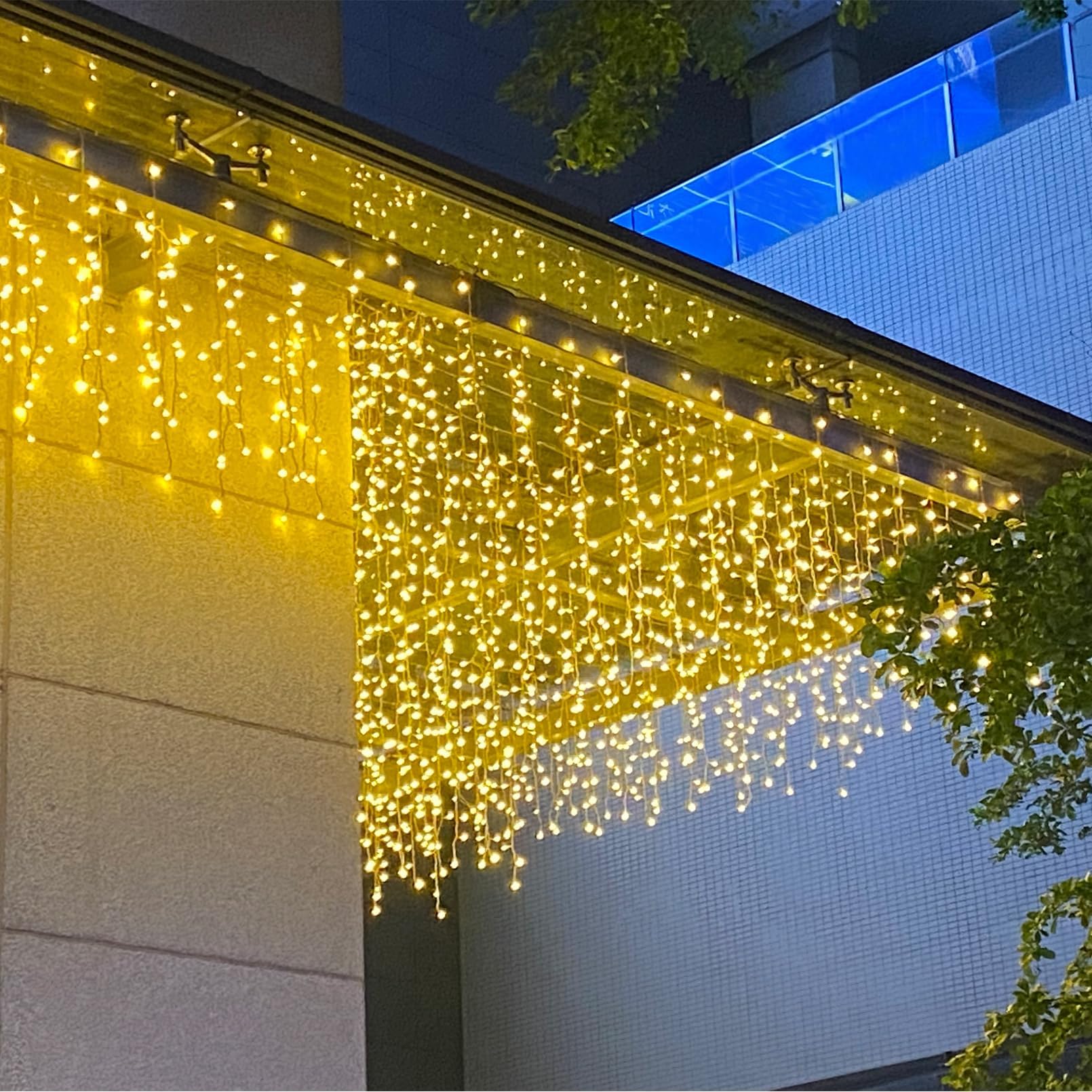 Outdoor Curtain String Lights with 8 Shining Modes