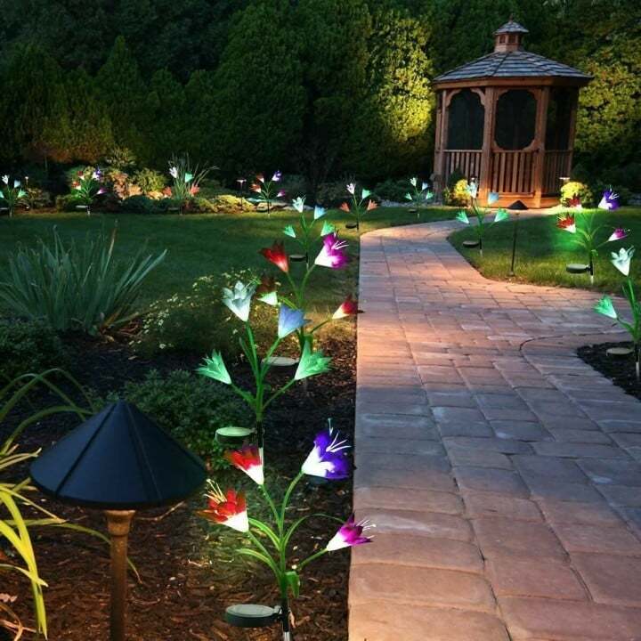 Artificial Lily Solar Garden Stake Lights(1 Pack of 4 Lilies)