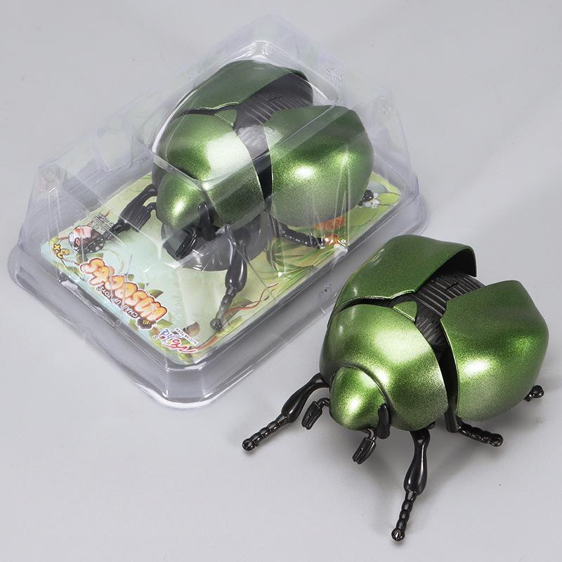 Lifelike Wind-up Insect Toys- Realistic Crawling Beetles, Ladybugs & Bees for Kids' Educational Play