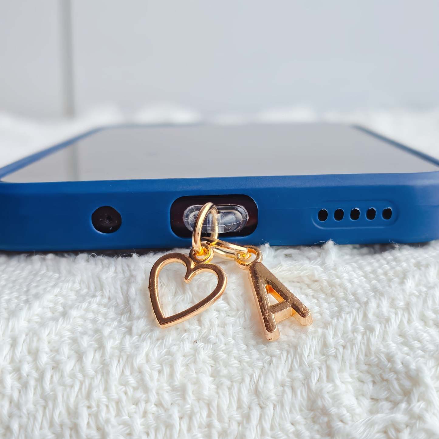 ⏰$9.99 ONLY ONE DAY🔥A-Z Letter Pendant Stylish Heart-Shaped Charging 