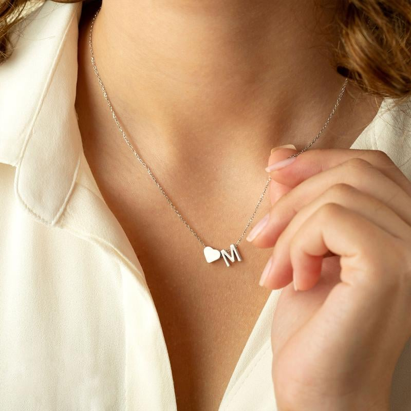 🔥🔥Tiny Initial Necklaces Golden Heart Letter A-Z