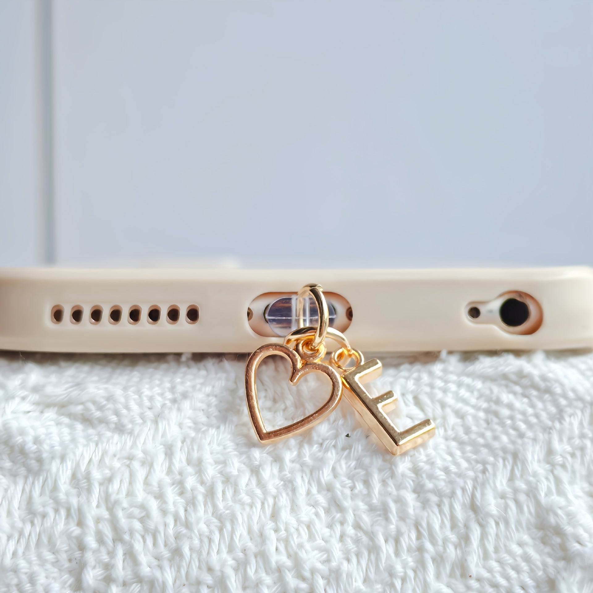 ⏰$9.99 ONLY ONE DAY🔥A-Z Letter Pendant Stylish Heart-Shaped Charging Port Dust Cover