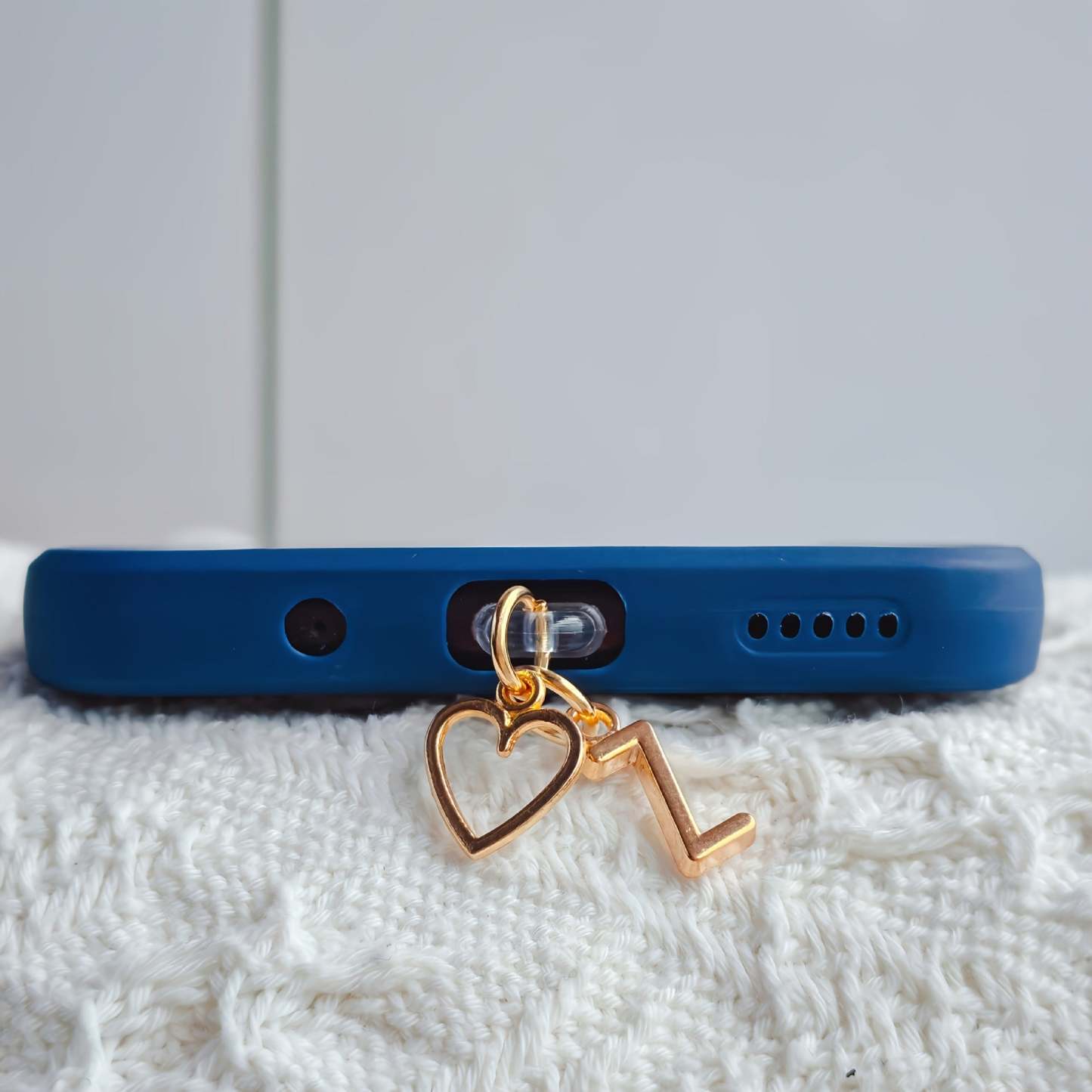 ⏰$9.99 ONLY ONE DAY🔥A-Z Letter Pendant Stylish Heart-Shaped Charging Port Dust Cover