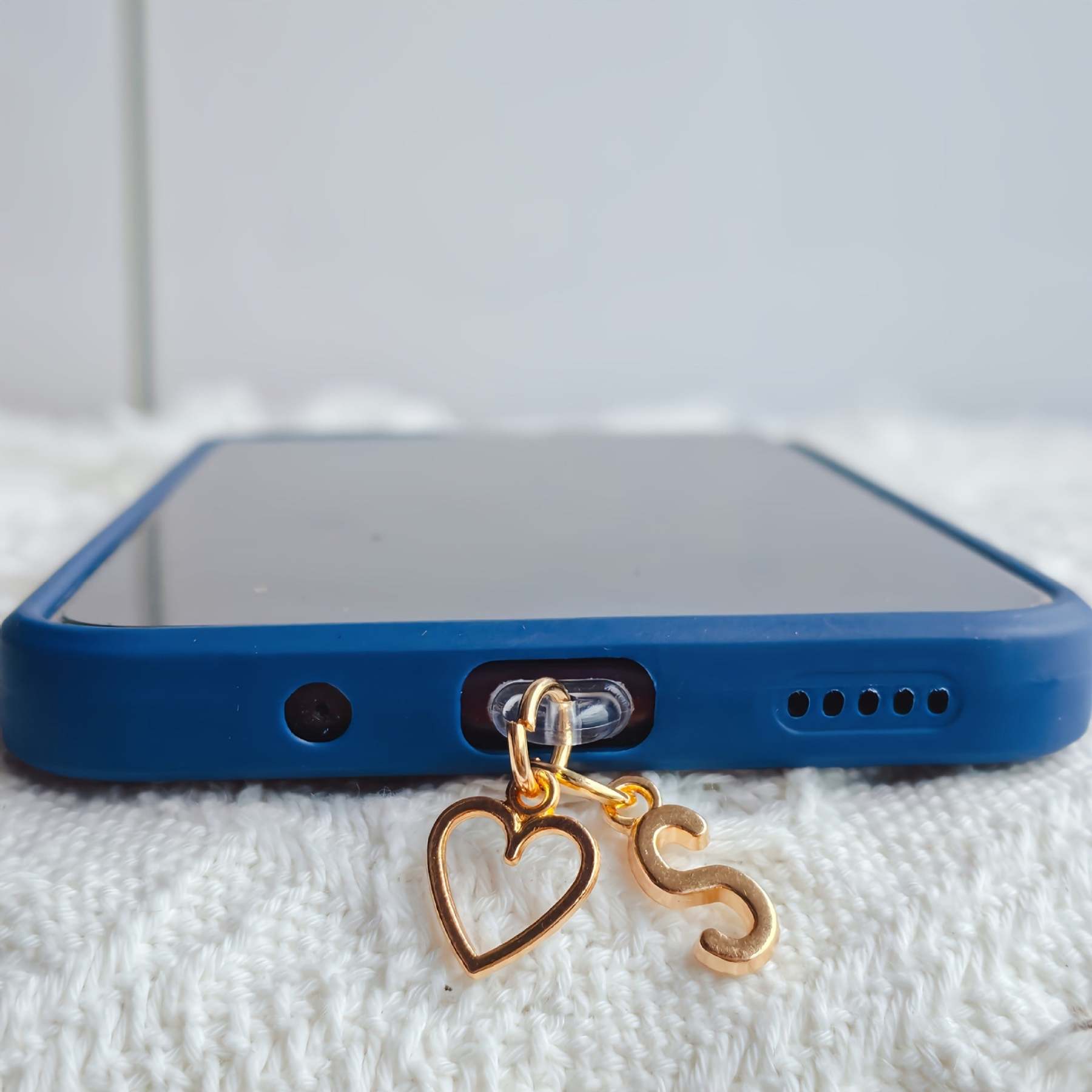 ⏰$9.99 ONLY ONE DAY🔥A-Z Letter Pendant Stylish Heart-Shaped Charging Port Dust Cover