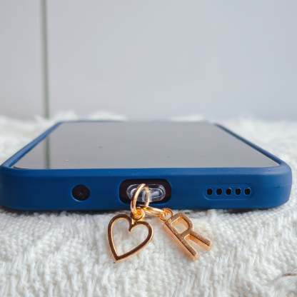 ⏰$9.99 ONLY ONE DAY🔥A-Z Letter Pendant Stylish Heart-Shaped Charging Port Dust Cover