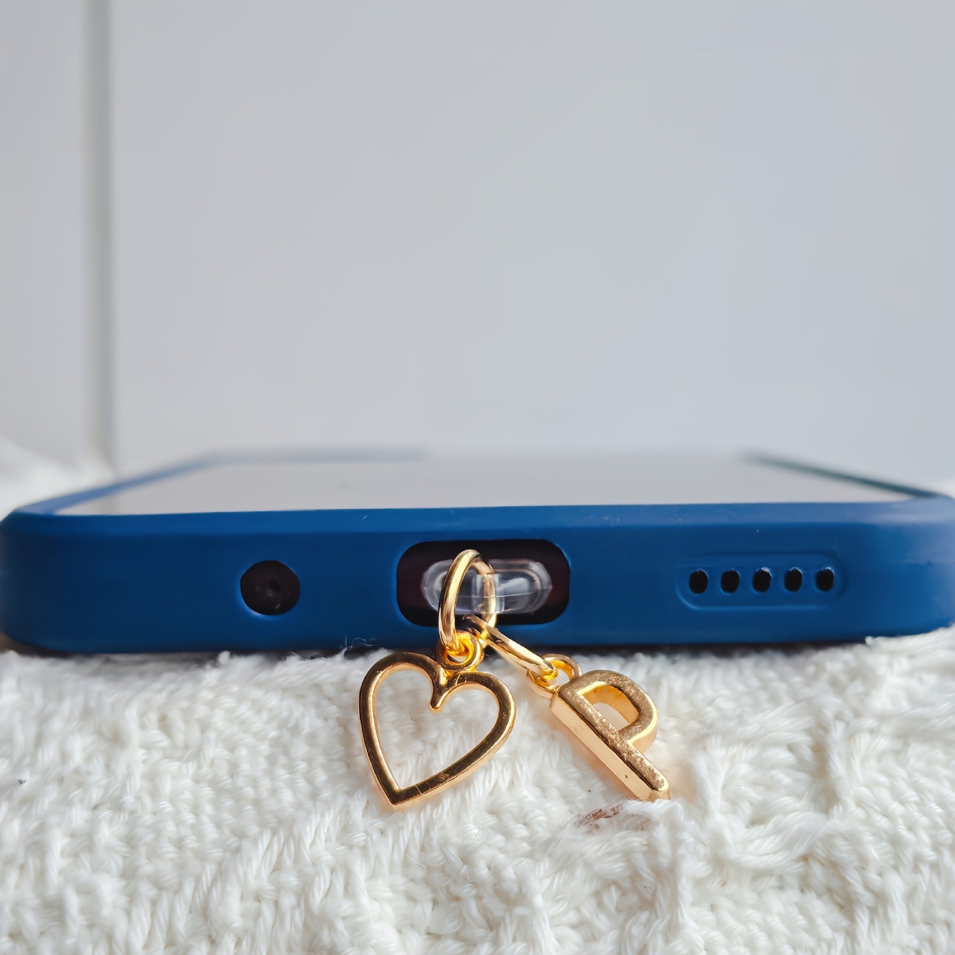 ⏰$9.99 ONLY ONE DAY🔥A-Z Letter Pendant Stylish Heart-Shaped Charging Port Dust Cover