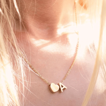 🔥🔥Tiny Initial Necklaces Golden Heart Letter A-Z