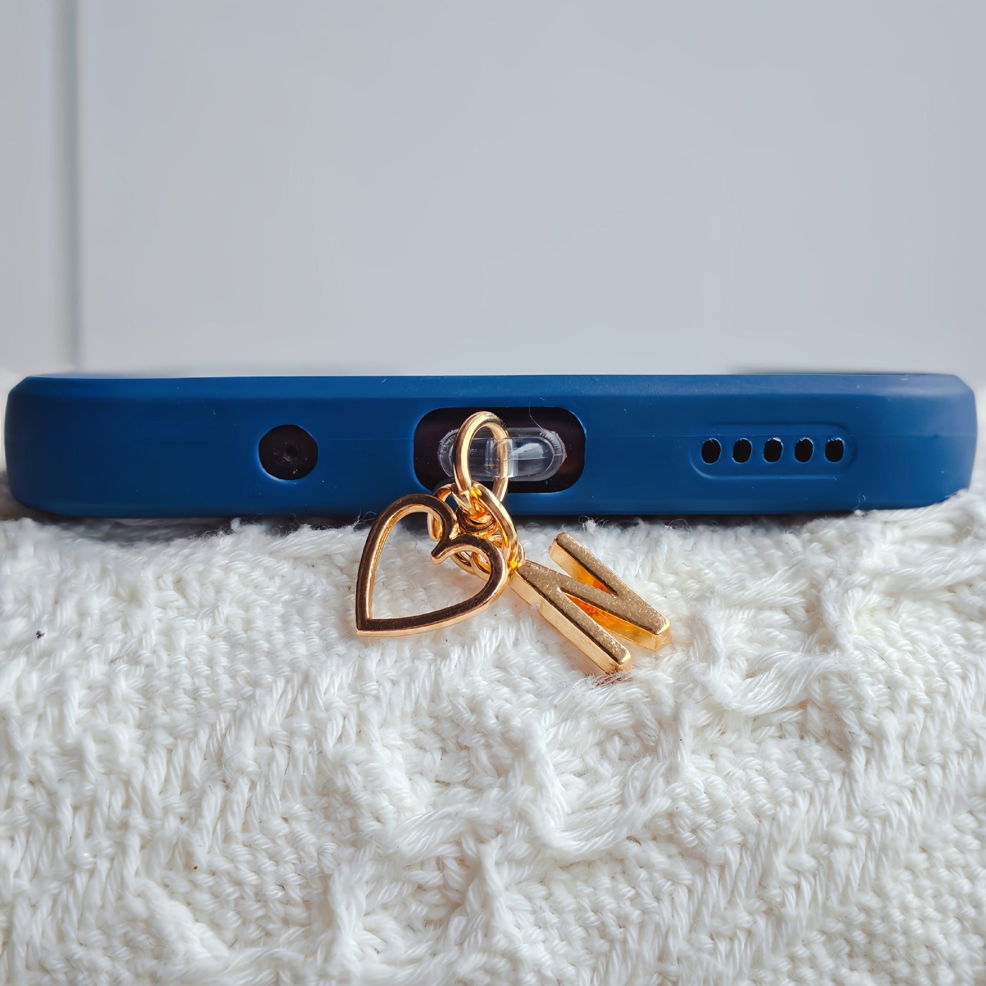 ⏰$9.99 ONLY ONE DAY🔥A-Z Letter Pendant Stylish Heart-Shaped Charging Port Dust Cover