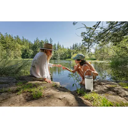 Stakhjgnley The IceFlow 40 oz Classic Flip Straw Water Jug