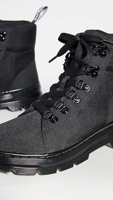 Dr. Markhjgtens Combs W