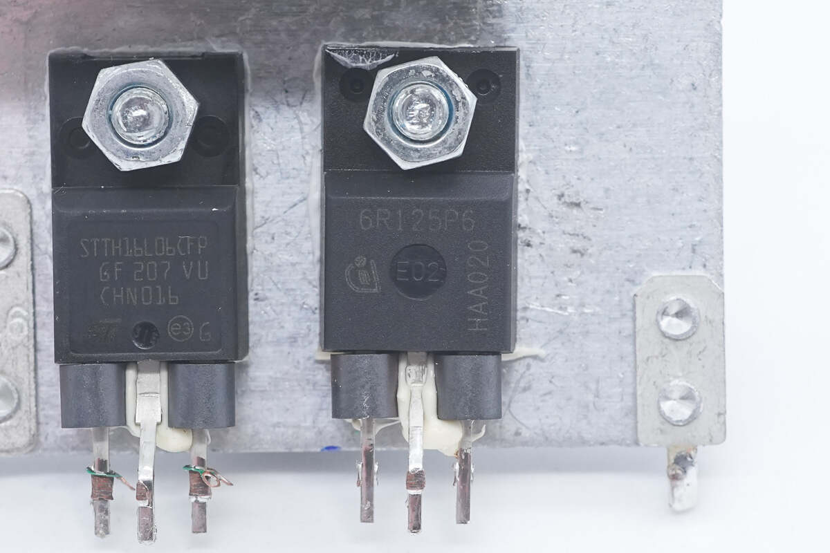 infineon英飞凌 IPA60R125P6