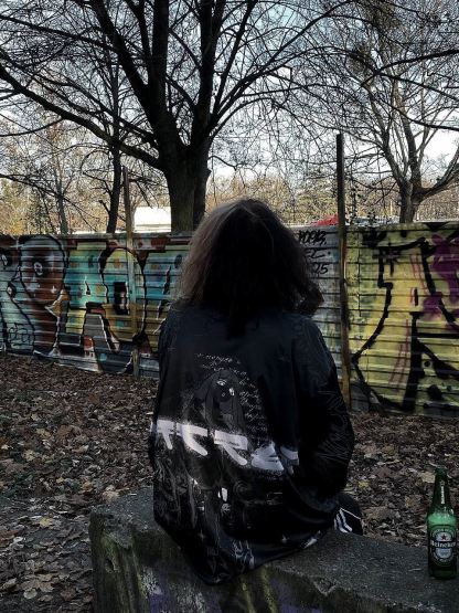 "Monster" black jersey