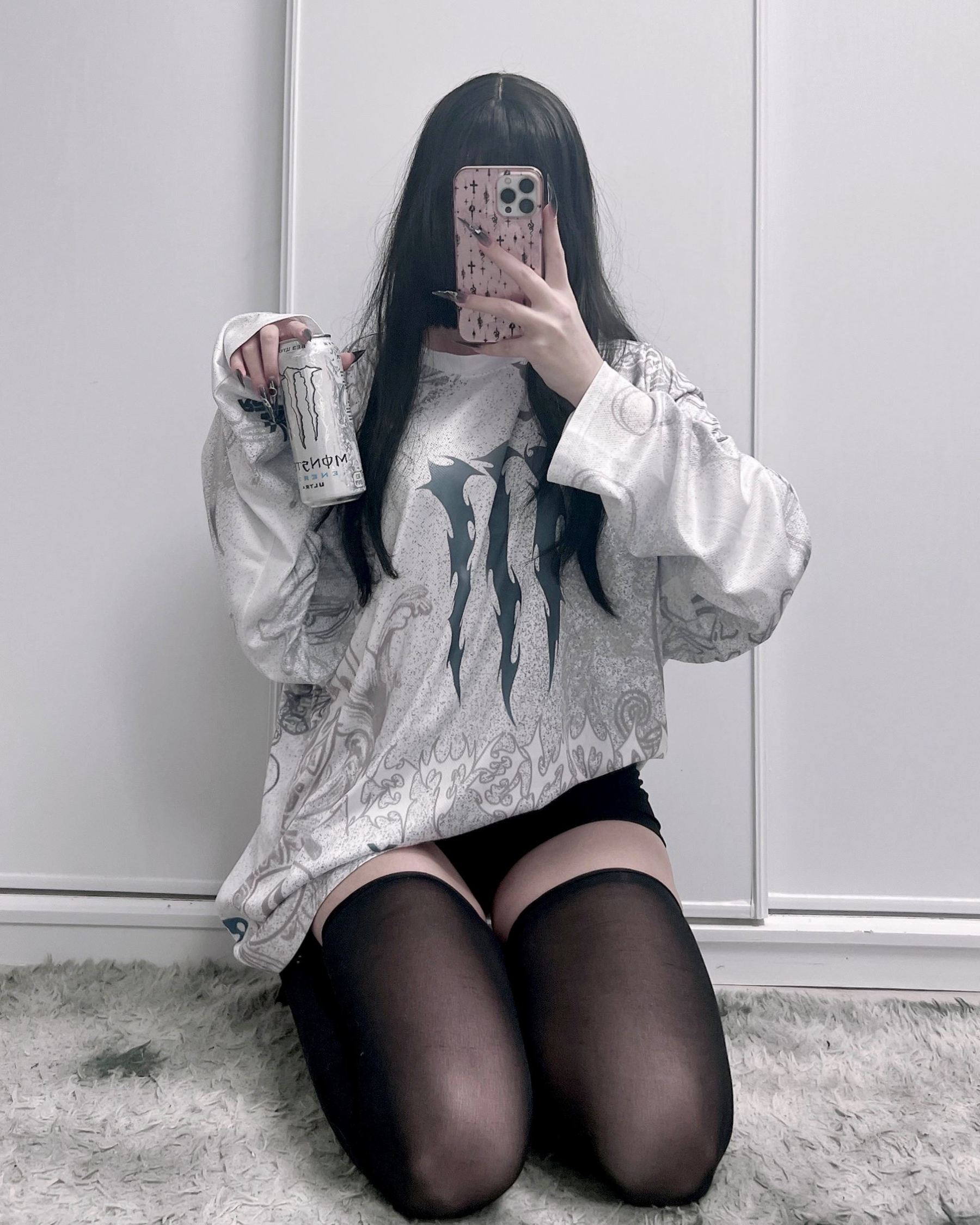 "Monster" white jersey