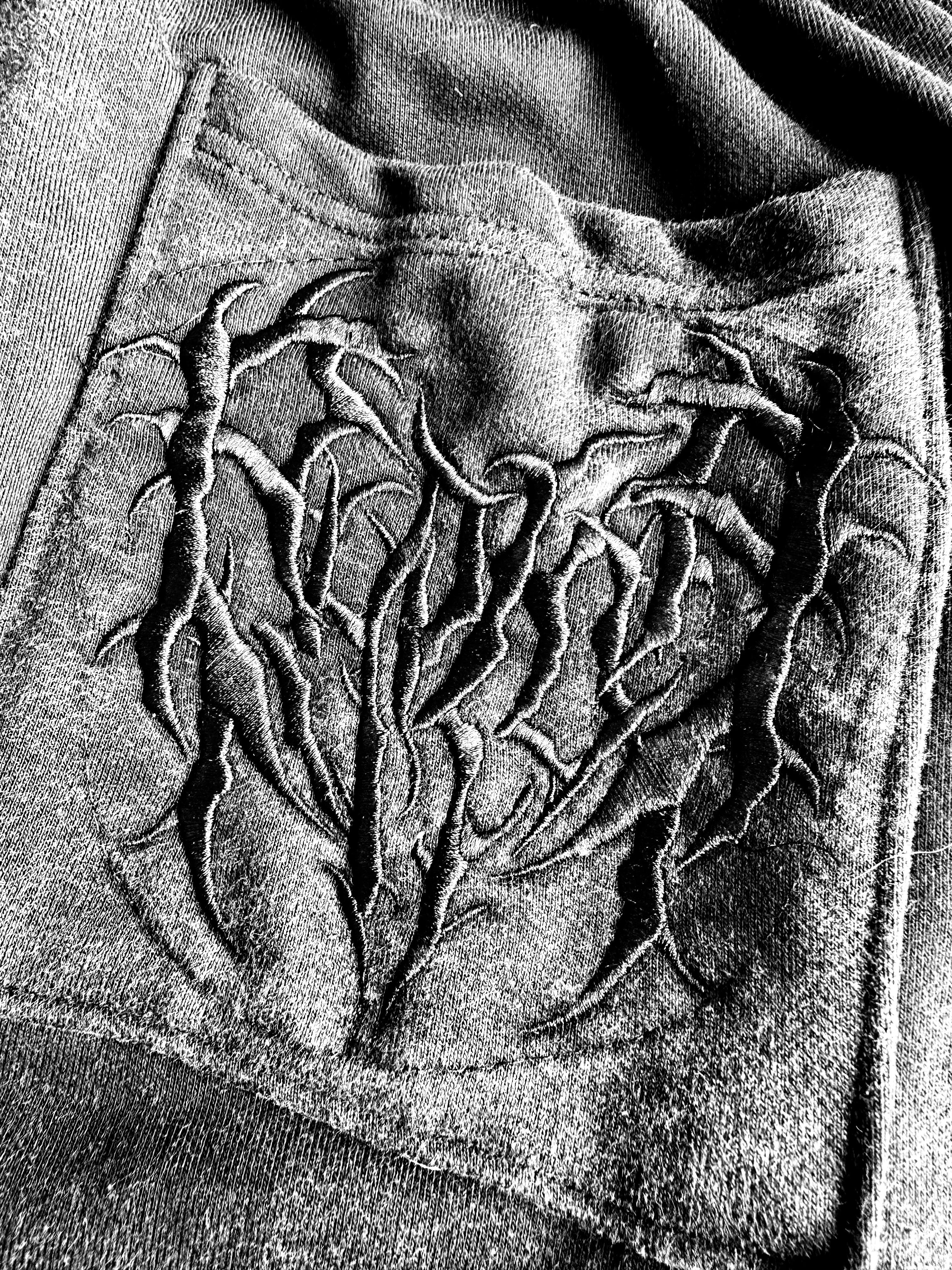 "Phantom Troupe" jeans-IYAMIUIO