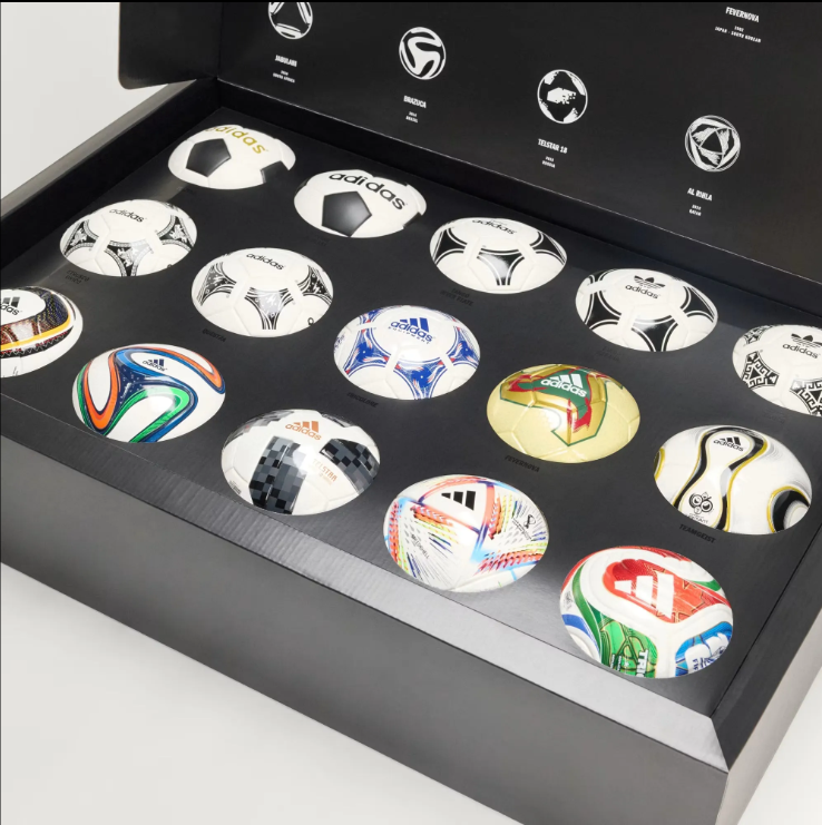 AD World Cup Historical Ball Set Mini 