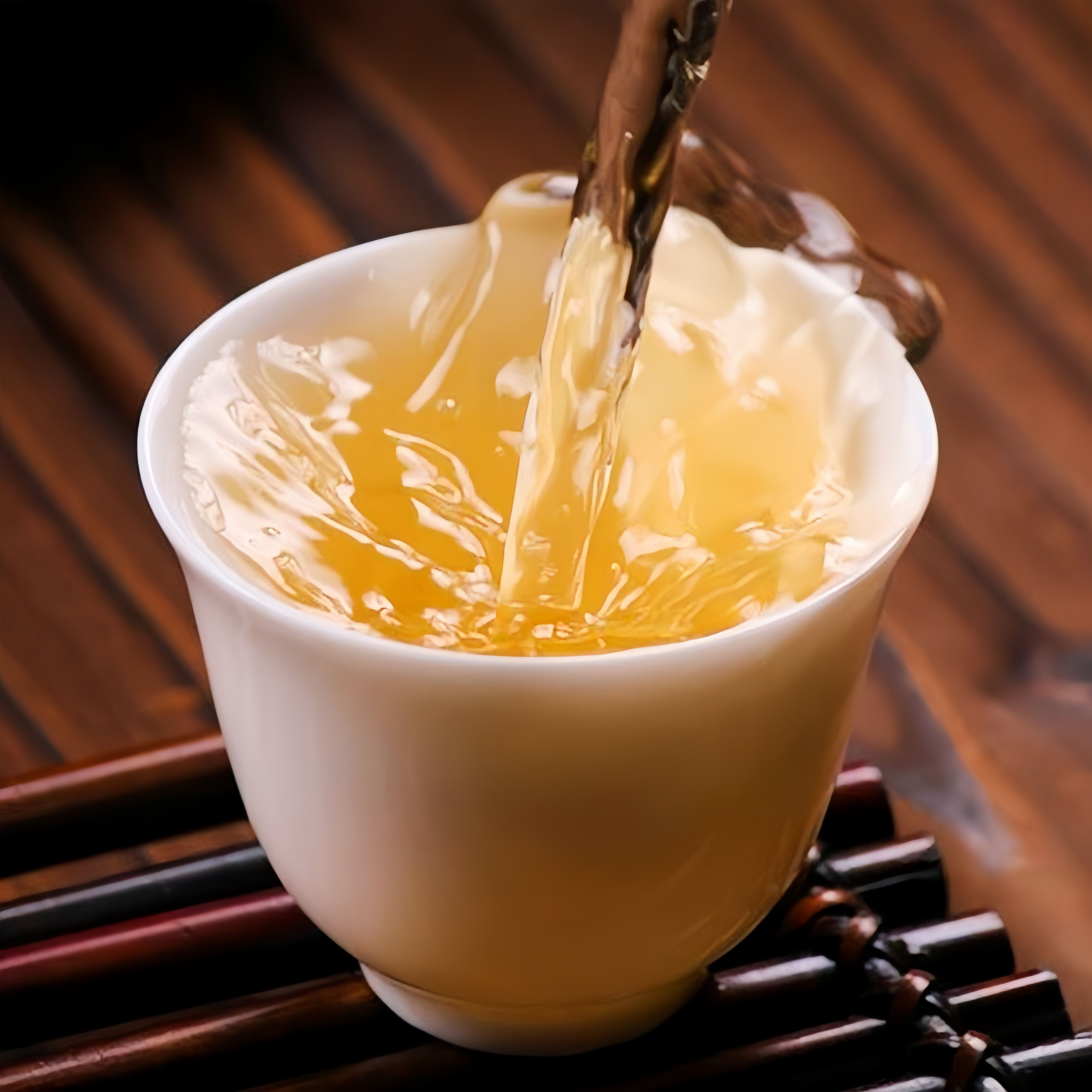 Gongmei (Tribute Eyebrow) White Tea