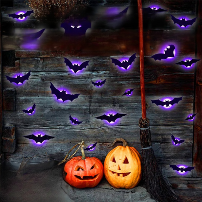 Halloween-Dekorationen: Fledermäuse, Spinnen