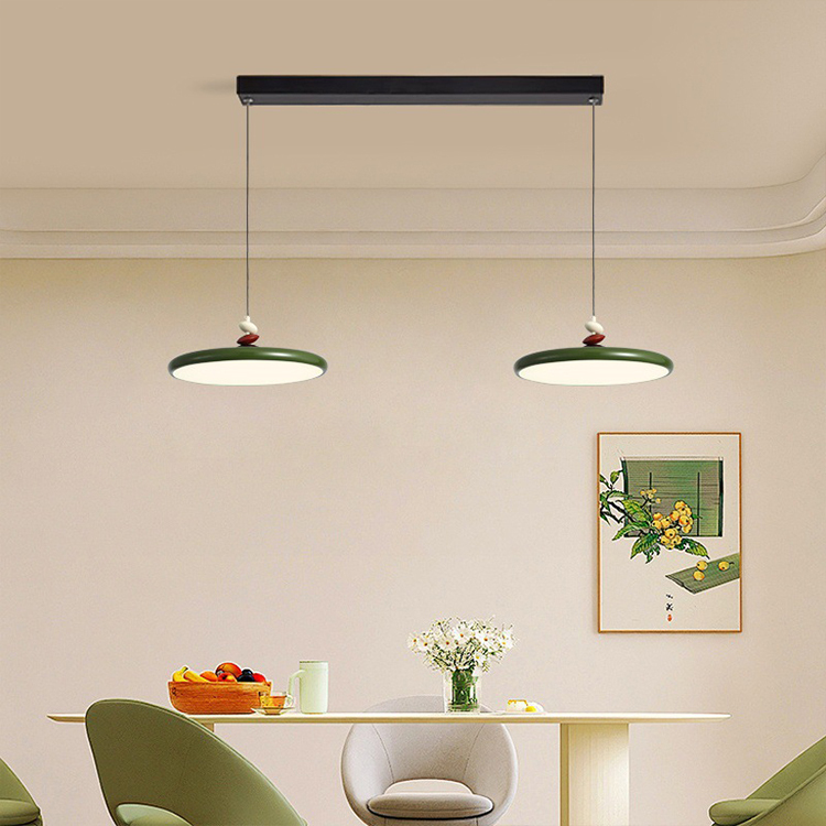 Frisbee Schlafzimmer Esstisch Kronleuchter