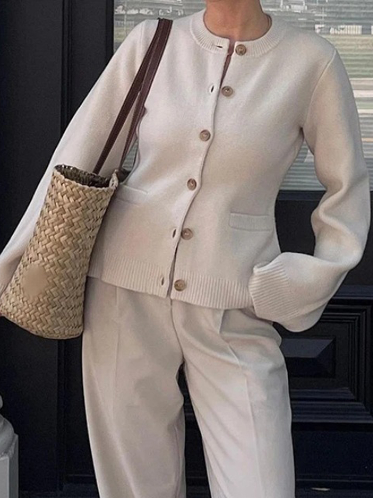 Women's Round Neck Cardigan