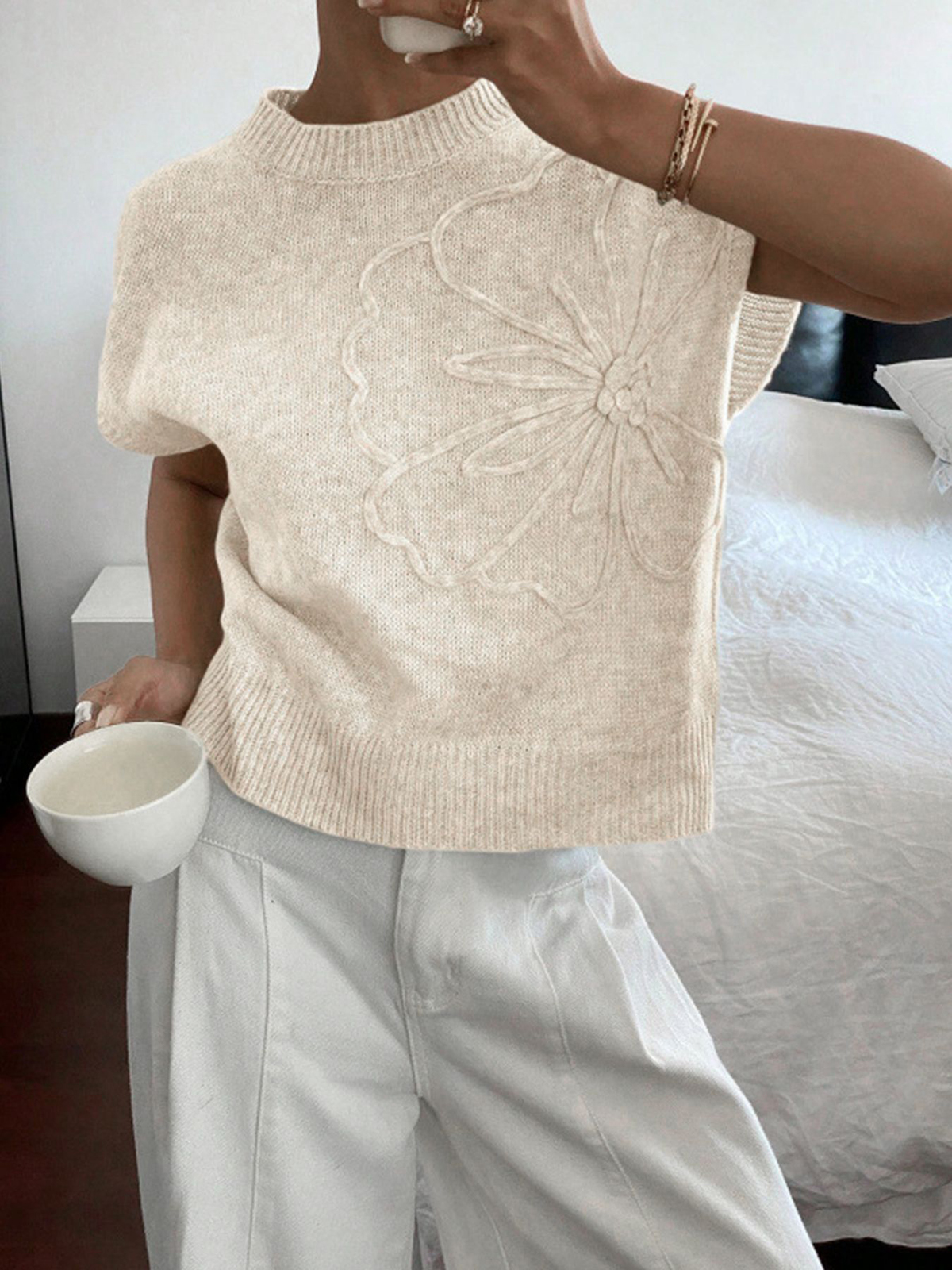 Floral Appliqué Cap-sleeve Sweater