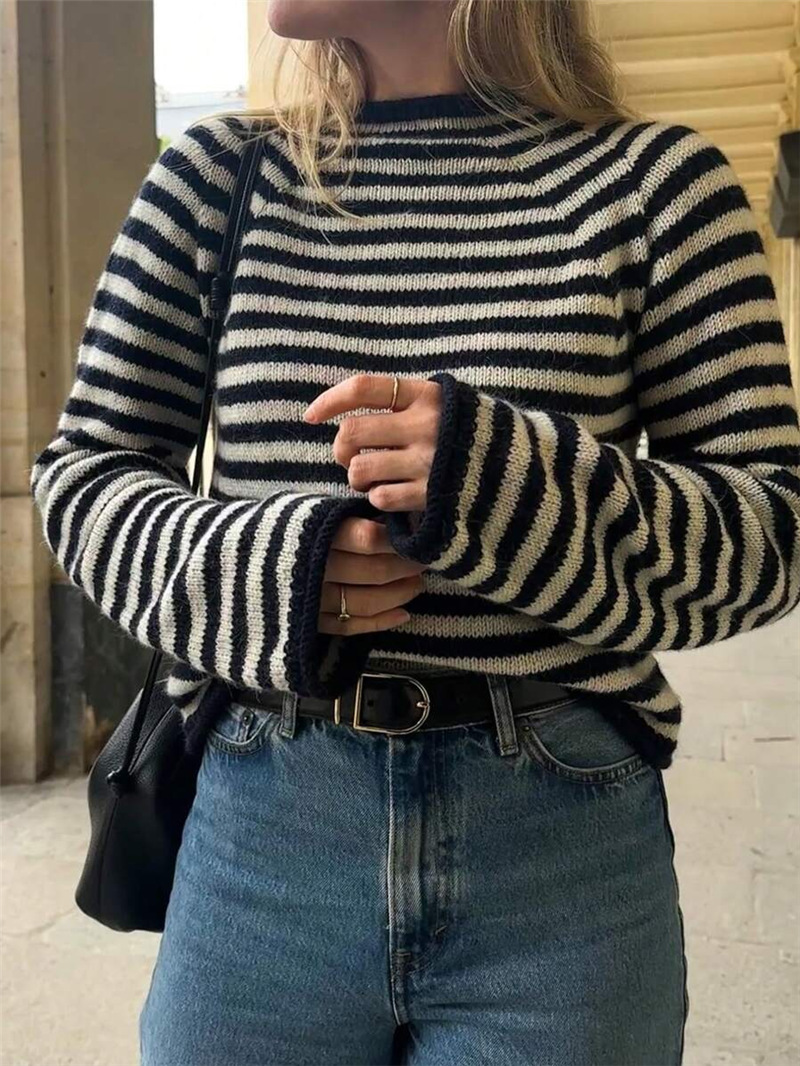Contrast Stripe Crew Neck Sweater