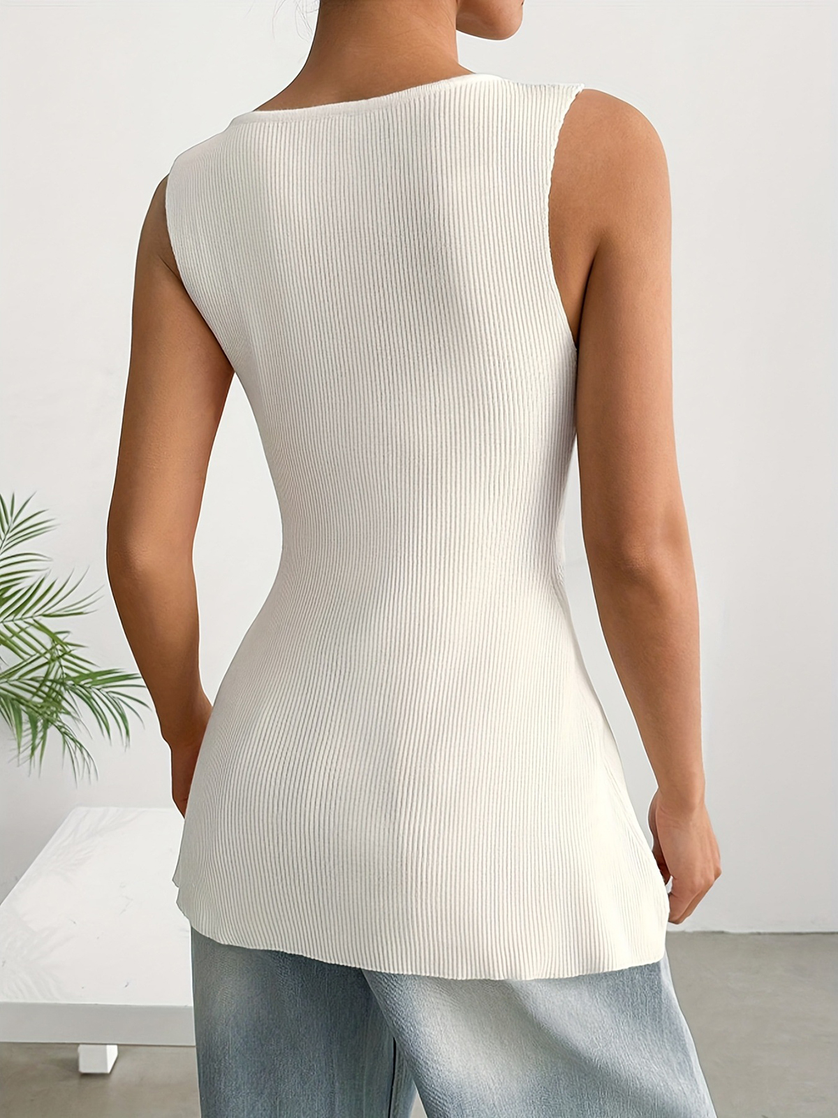 Metal Button Knit Vest