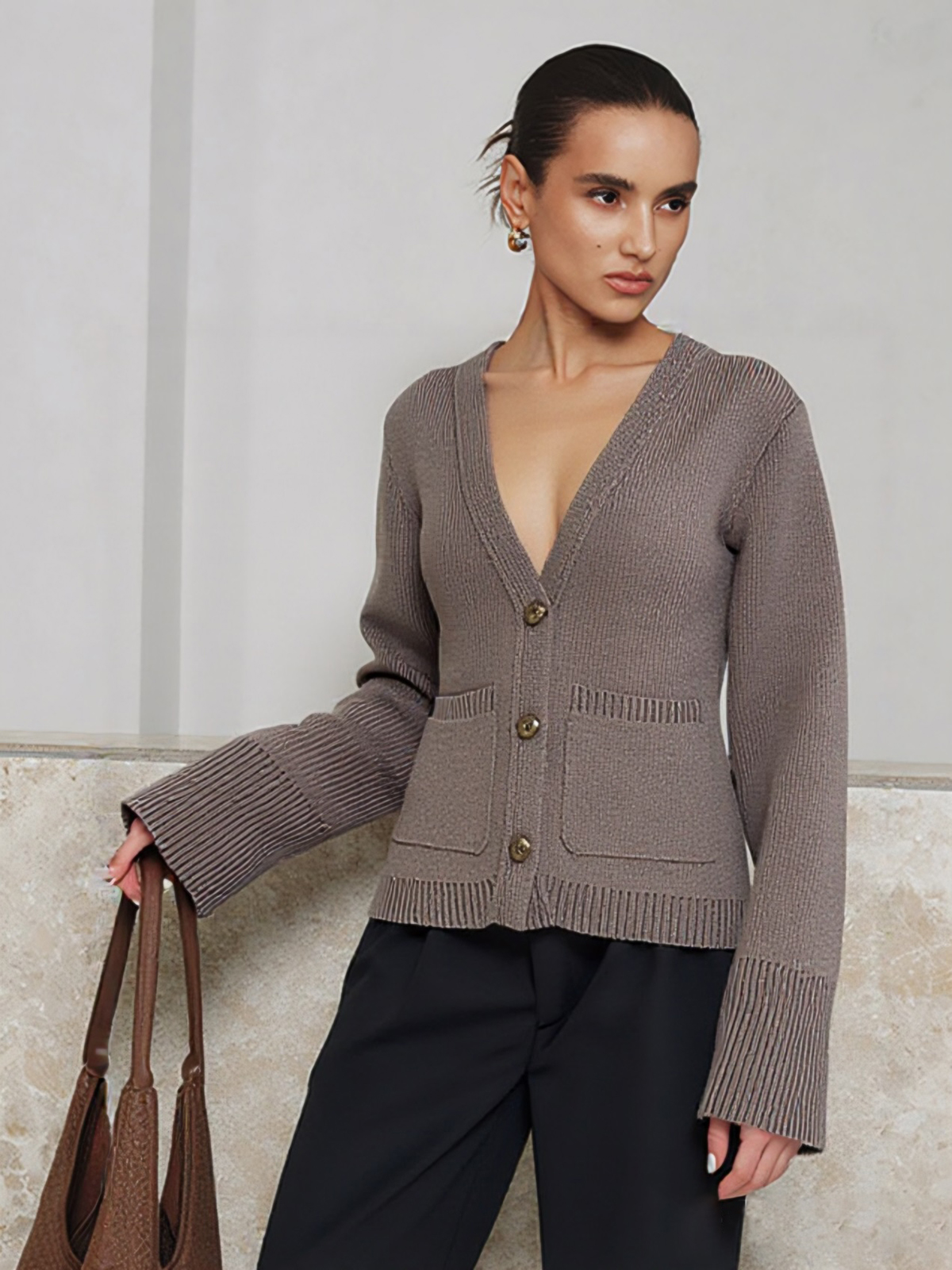 V-neck Pocket cardigan