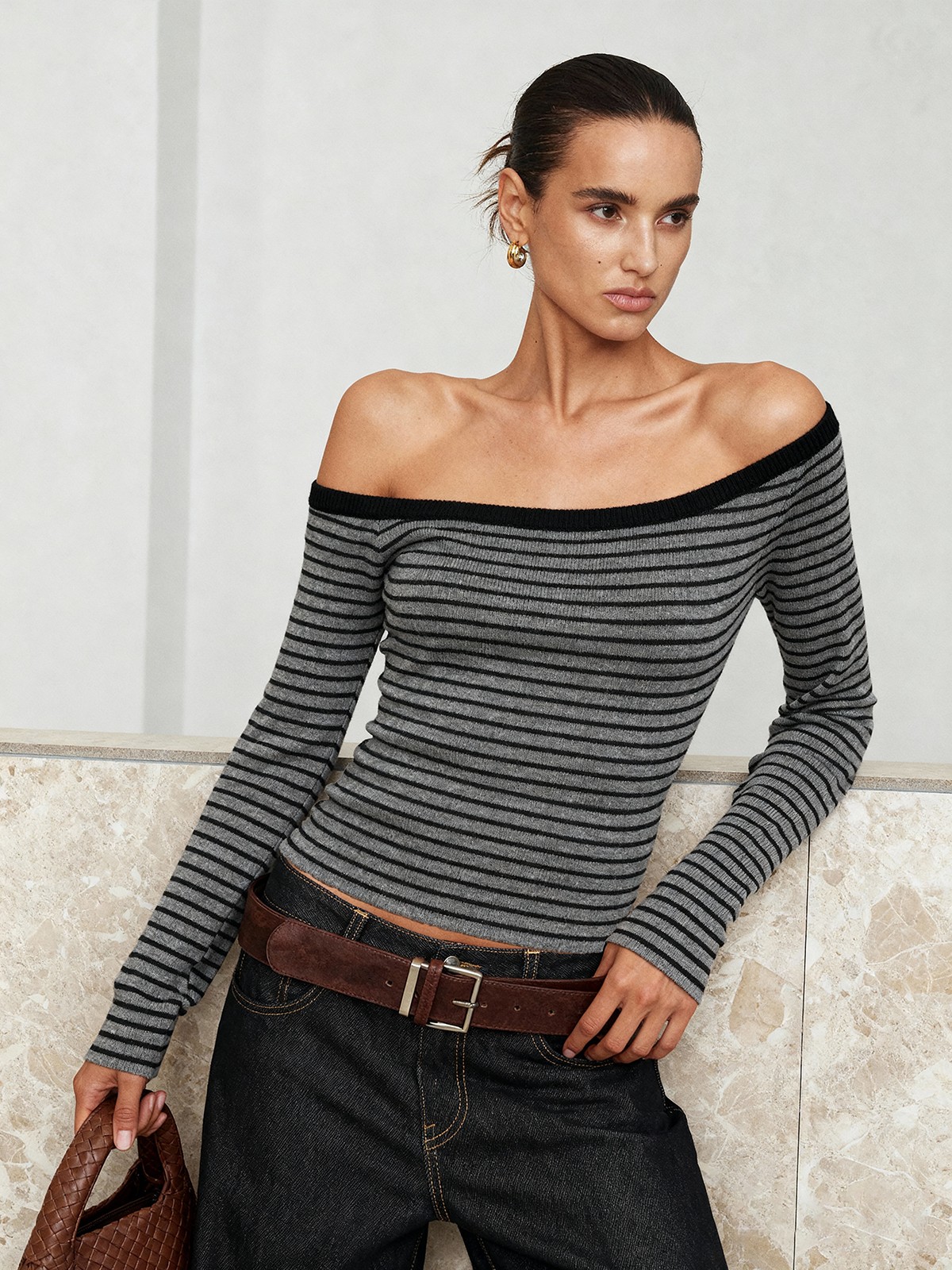 Off-shoulder Striped Long Sleeved T-shirt