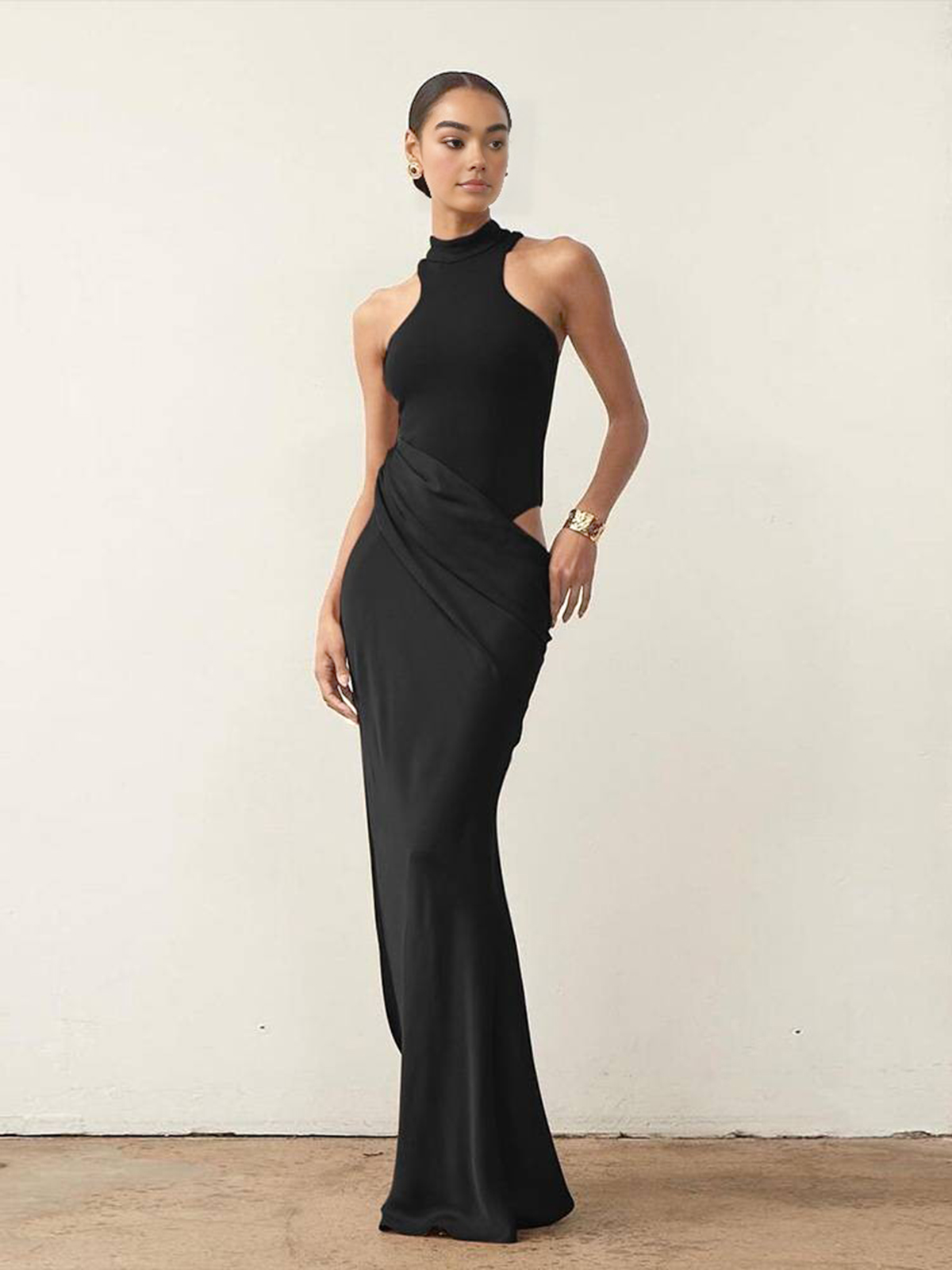 Women's Round-neck Sleeveless Hollow Dress