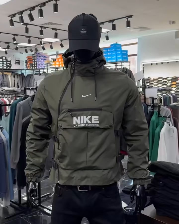 Water repellent windbreaker
