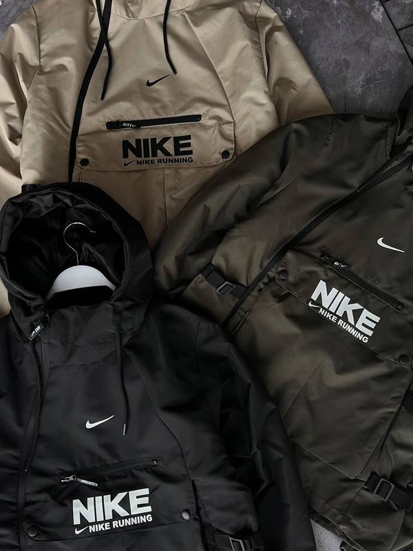 Water repellent windbreaker
