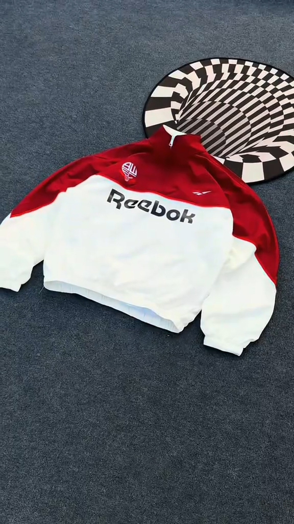 Pullover Windbreaker