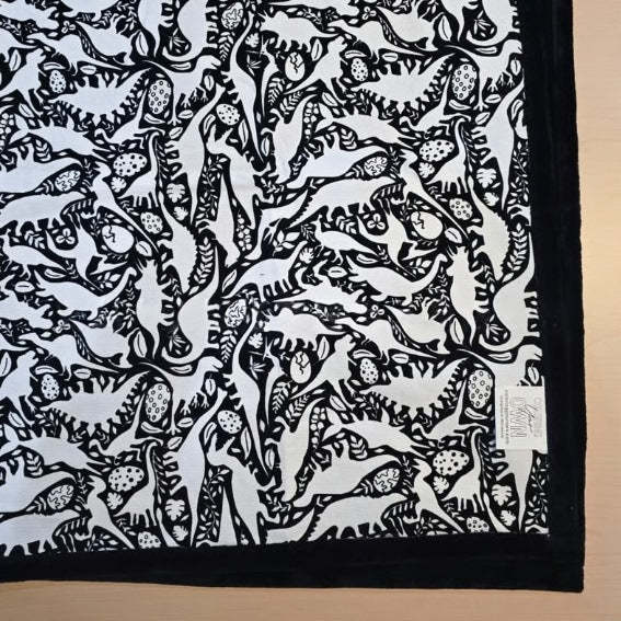 DIY Coloring Blanket 50x60 Inch Fleece Throw for Kids & Adults with 24 Marker Pens
