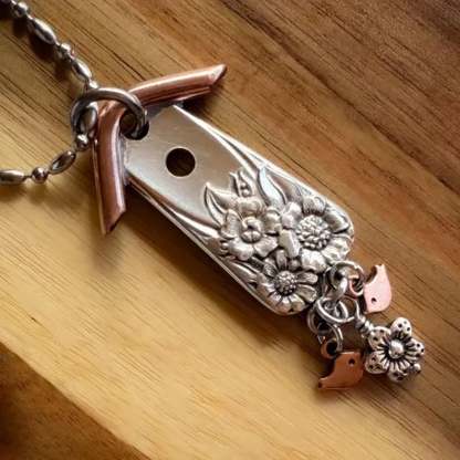 🔥⏰✨The 1951 Magnolia Birdhouse Necklace
