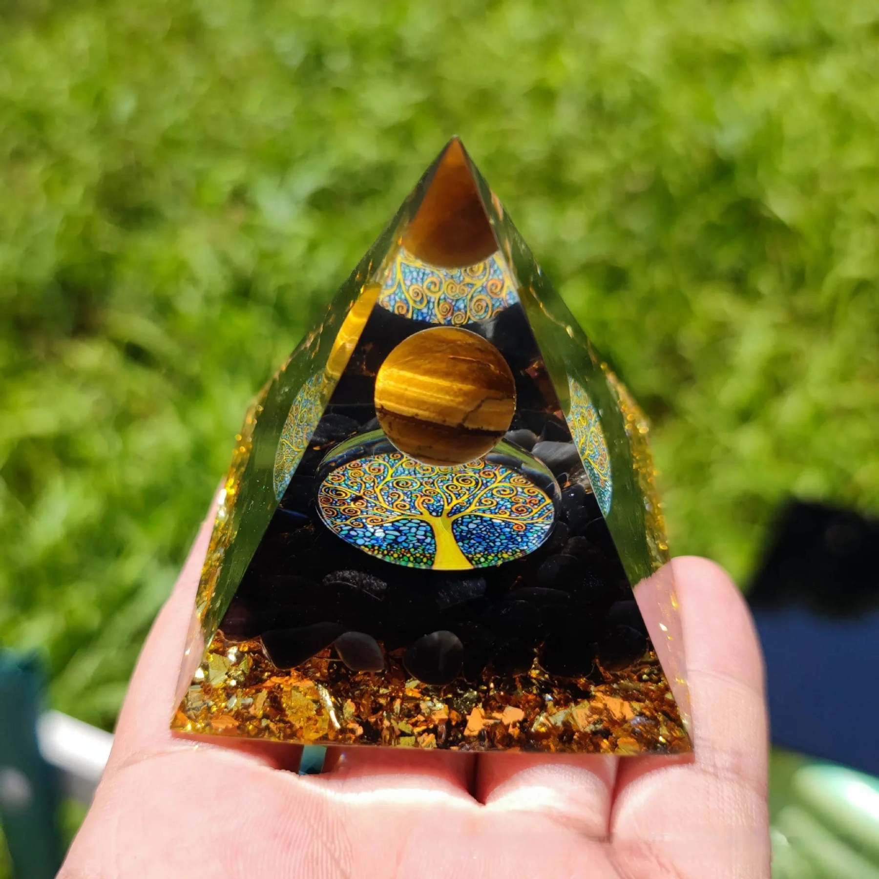 SageChoice  Natural Crystal Pyramids Orgone Chakra Meditation