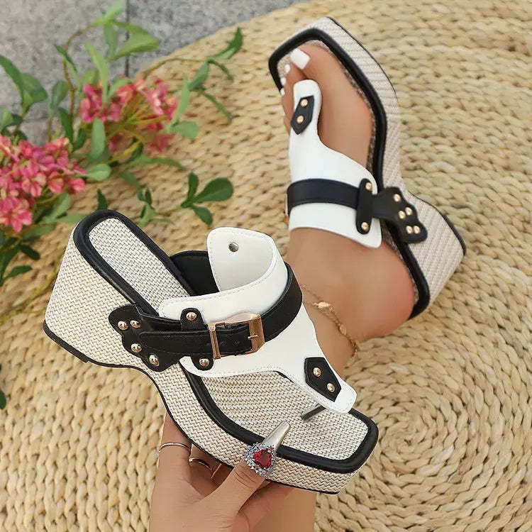 Riva Thong Sandal