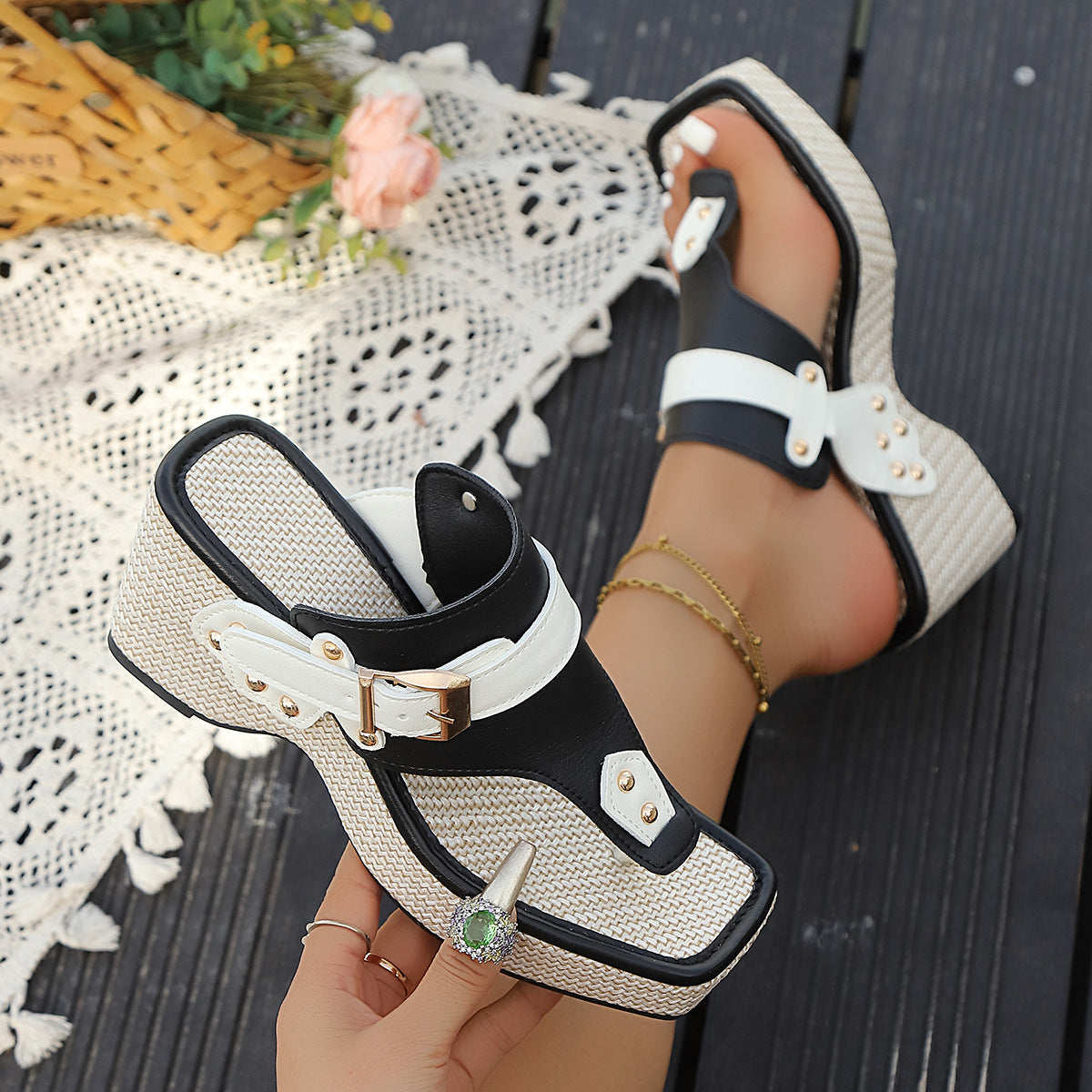 Riva Thong Sandal