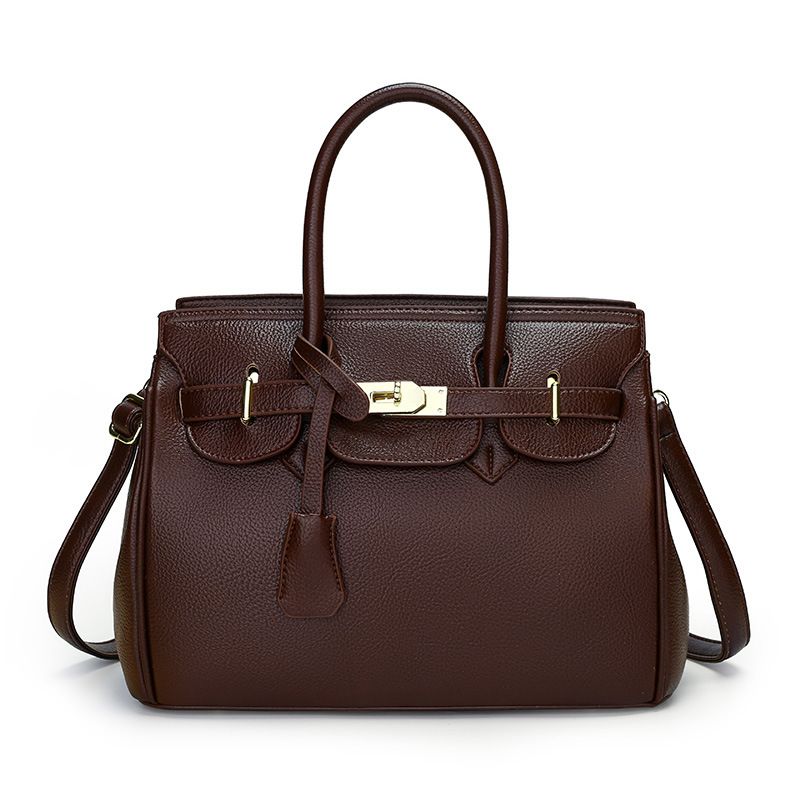 VN-B18Refined Elegance · Solid Leather Tassel Bag