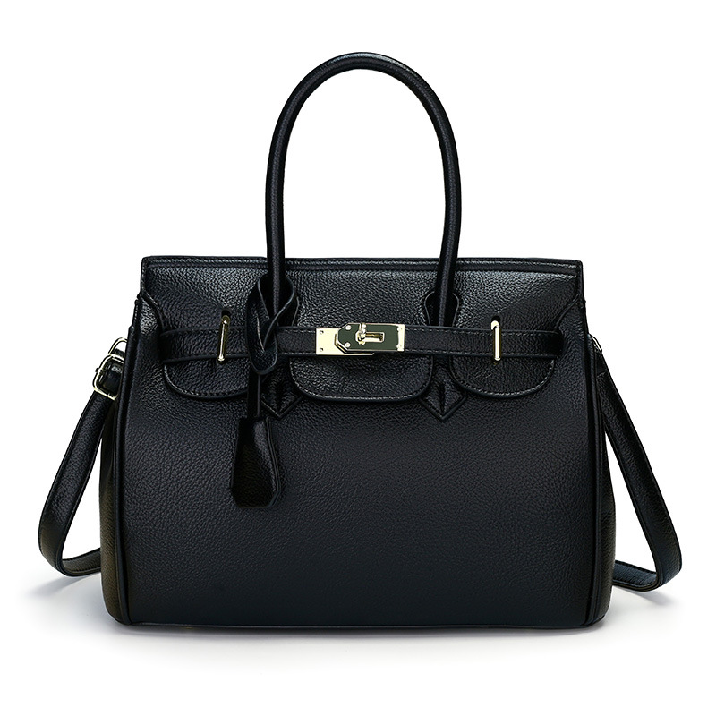 VN-B18Refined Elegance · Solid Leather Tassel Bag