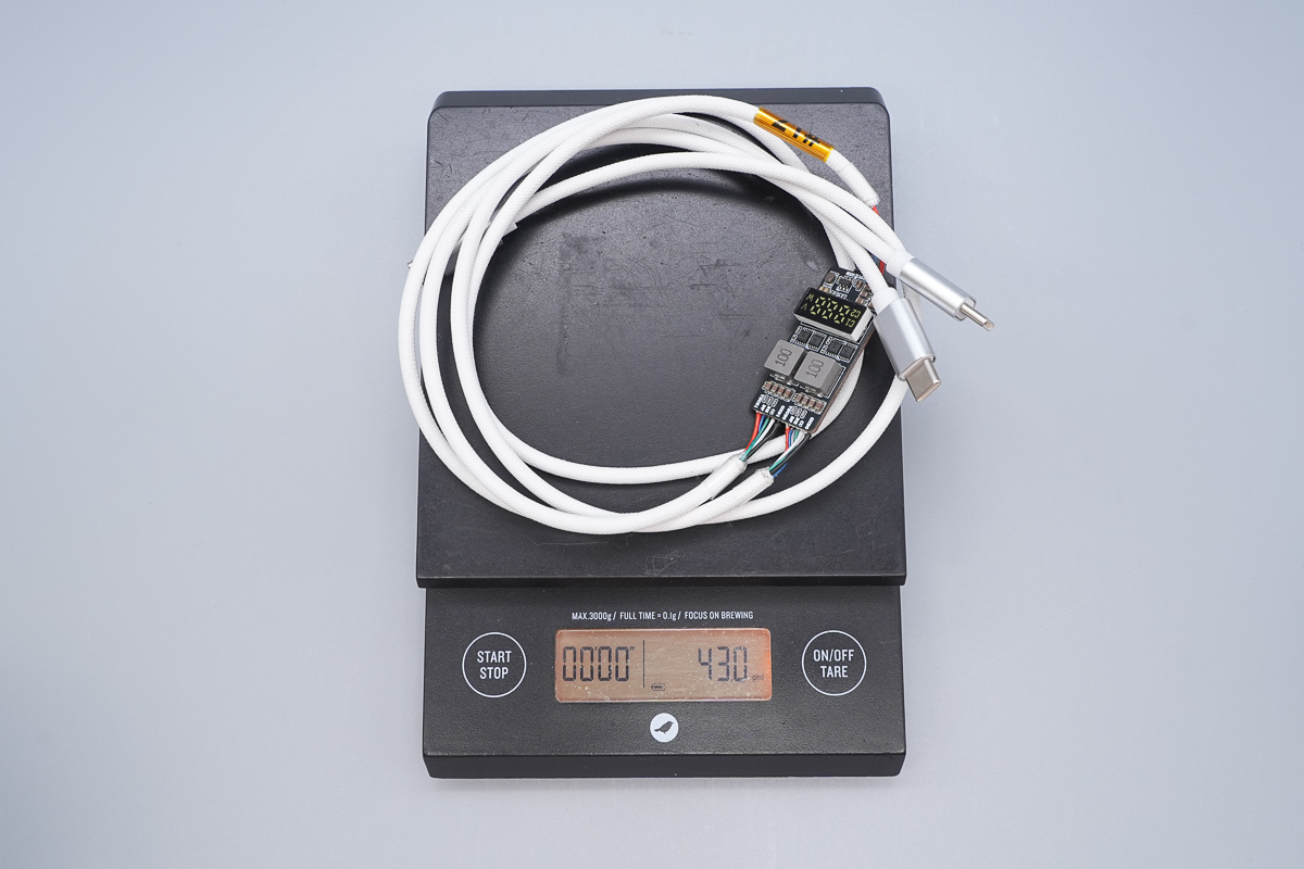 PowerPi C100CC快充线方案，支持PD3.2协议、一拖二数显